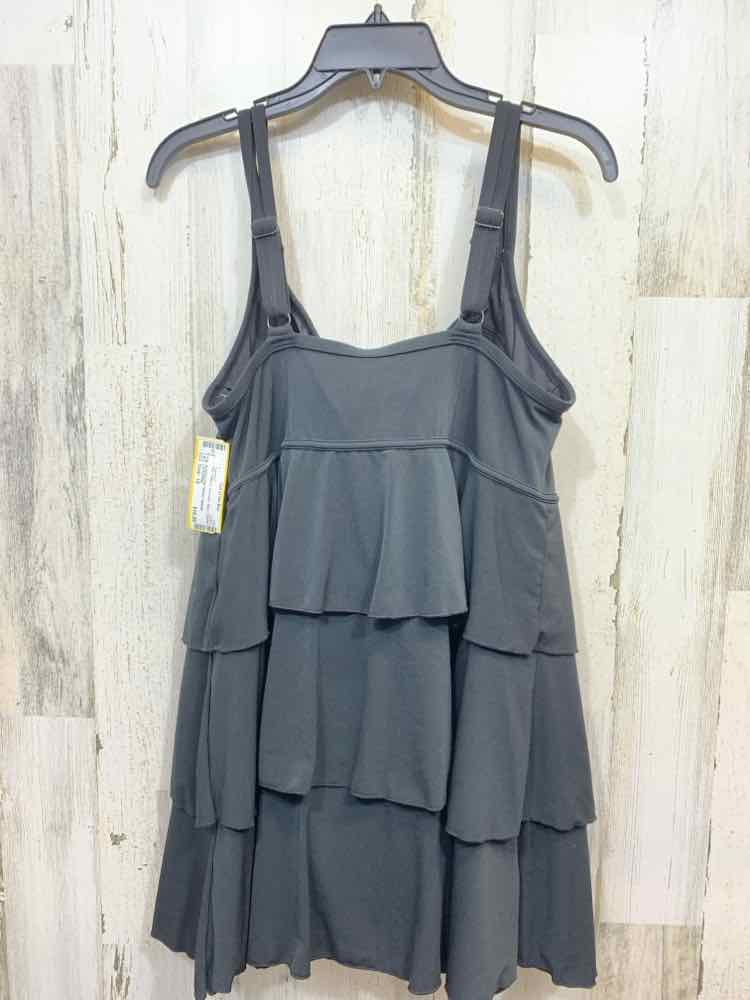 PRE-OWNED CATHERINE Size 18 Black TANKINI Swimsuit/SLEEVELESS TIERED TANKINI