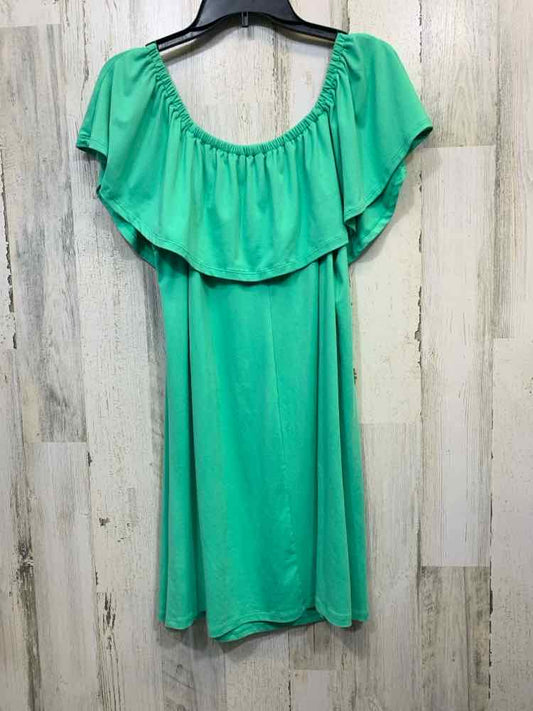 PRE-OWNED AS U WISH Dresses and Skirts Size L NEON GREEN Solid Dress/NEON GREEN