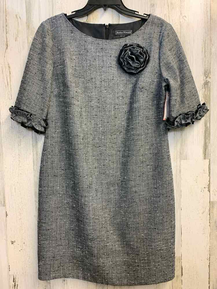 PRE-OWNED JESSICA HOWARD Dresses and Skirts Size 12P Gray 3/4 SLEEVE Dress