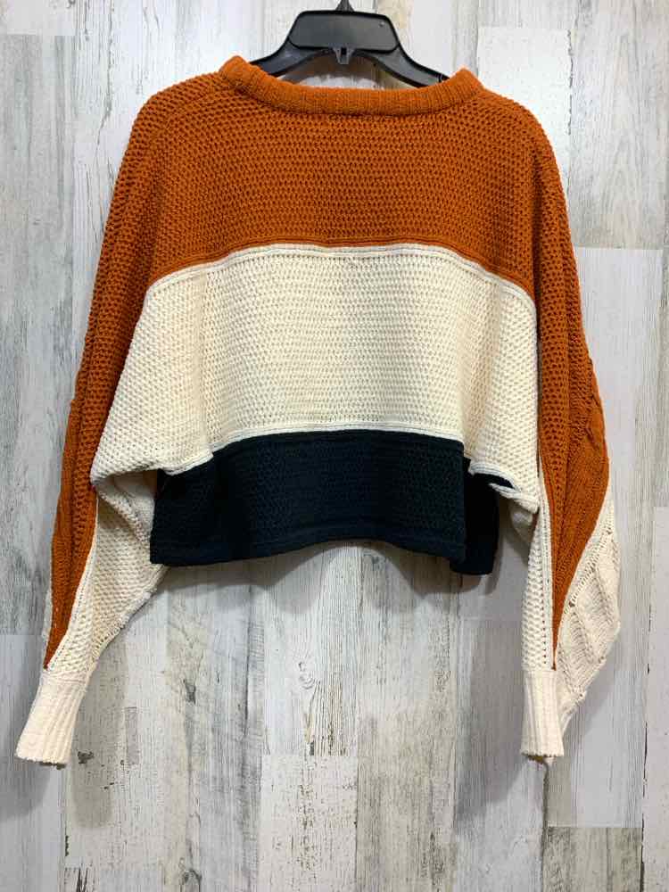 PRE-OWNED PLANET GOLD/SUPER SOFT BROAD/MULTI/CABLE KNIT STITCH SWEATER
