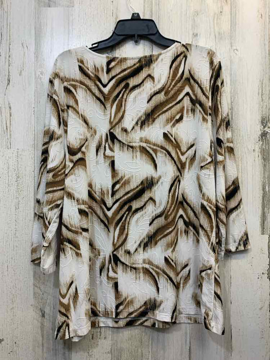PRE-OWNED JM COLLECTION PLUS SIZES Size 2X TAN/WHT/BLK STROKES 3/4 LENGTH TOP/TA