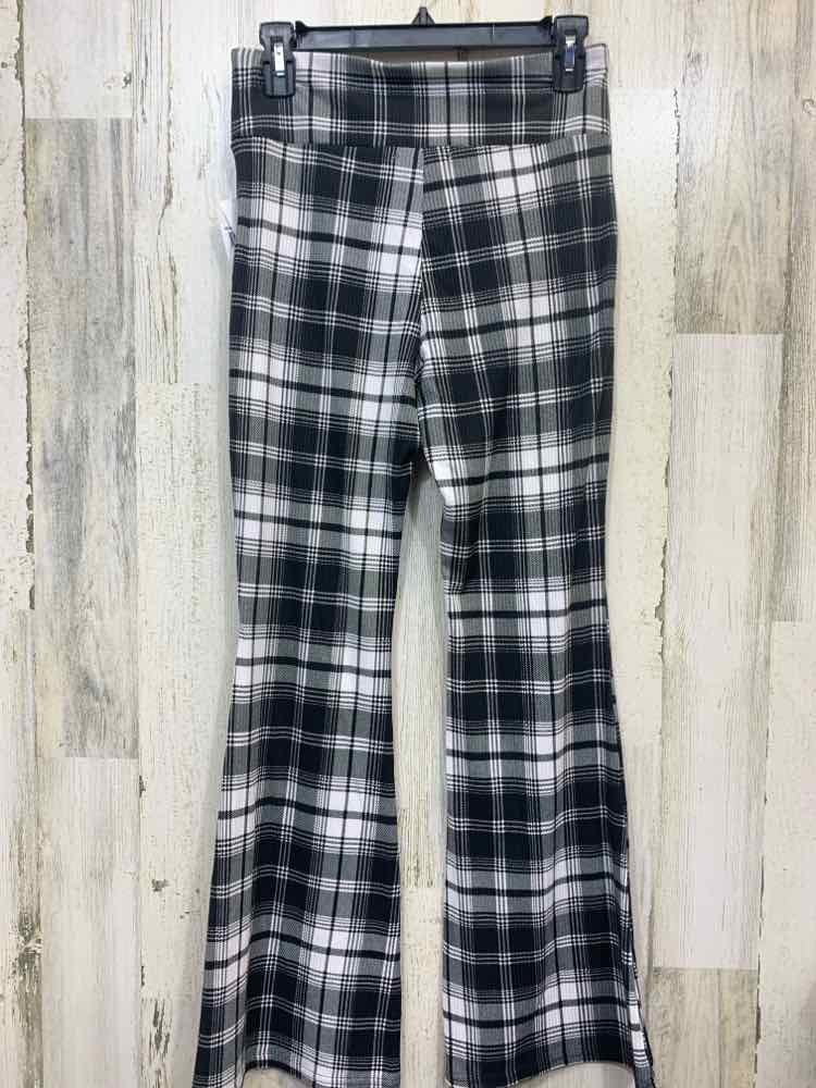 NWT Size M PLANET GOLD BOTTOMS BLK/WHT Plaid FLARE LEG Pants