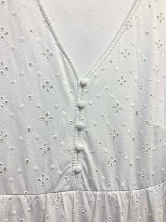 PRE-OWNED LOFT Dresses and Skirts Size 1X White Eyelet TIERED Dress/WHITE FLORAL