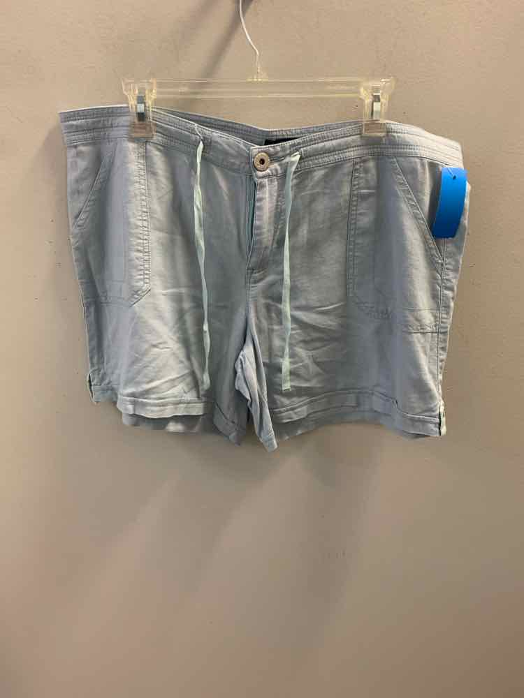 Size 12 BANDOLINO BOTTOMS LT BLUE Shorts