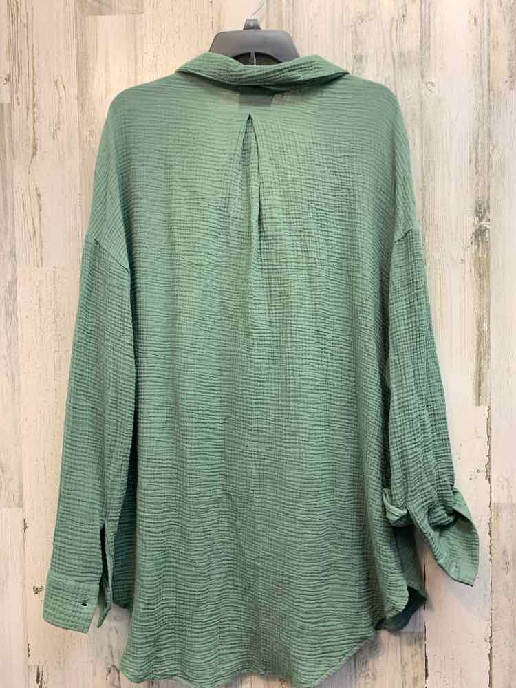 NWT SHADE & SHORE Tops Size L Green LONG SLEEVES Shirt