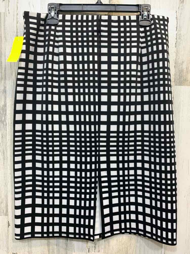 PRE-OWNED NYCC L Dresses and Skirts WHT/BLK Plaid PENCIL Midi/ELASTIC WAIST
