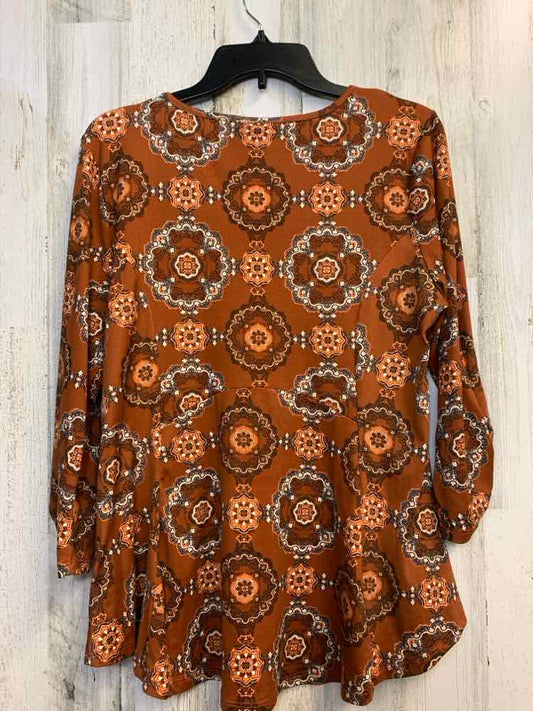BOBEAU Tops Size L BURNT ORANGE MEDALION 3/4 LENGTH TOP