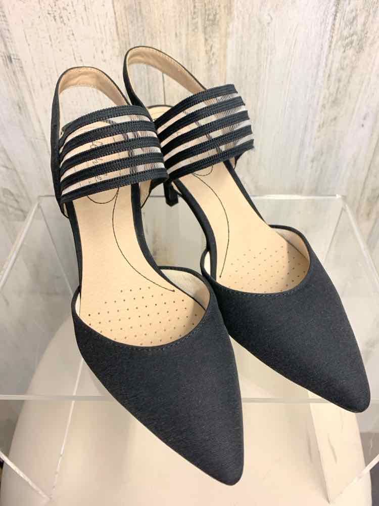 NWT LIFESTRIDE SHOES Shoe Size 8.5 Black HEEL Shoes