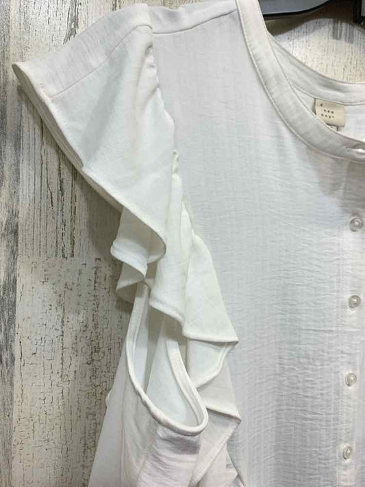 PRE-OWNED A NEW DAY/RUFFLE DESIGN BUTTON-DOWN FLUTTER SLEEVE