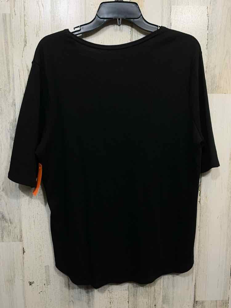 PRE-OWNED TIME AND TRUE/RIBBED KNIT SHORT SLEEVE TEE