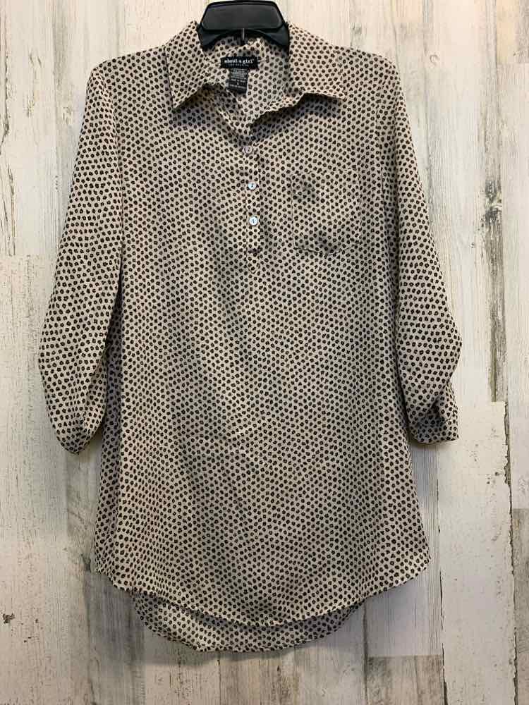 PRE-OWNED ABOUT A GIRL Tops Size S BEIG/BLK SMALL FLOWER(S) LONG SLEEVES TOP
