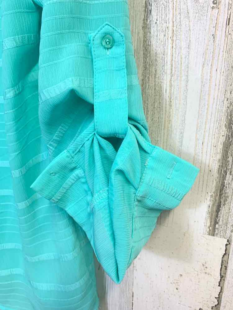 MARKET & SPRUCE Tops Size S MINT 3/4 LENGTH TOP