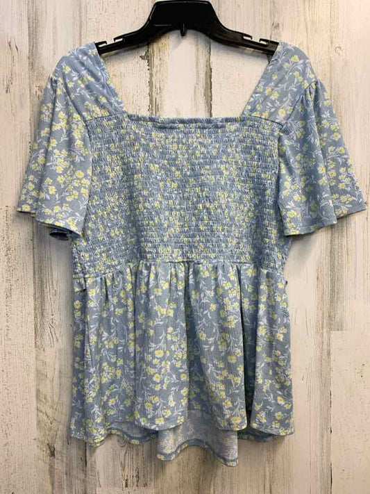 CATO PLUS SIZES Size 18/20W LT BLU/YEL Floral SHORT SLEEVES TOP