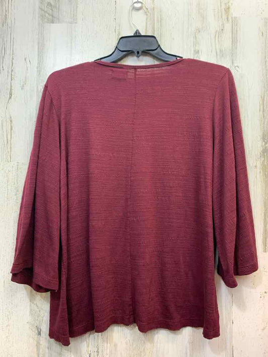 PRE-OWNED WONDERLY PLUS SIZES Size 2X Burgundy 3/4 LENGTH TOP/V NECK