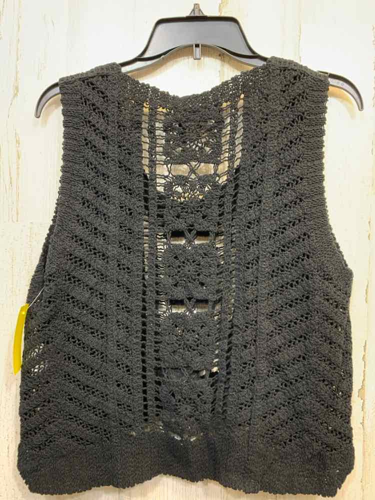 NWT DKNY Tops Size M Black Crochet KNIT SLEEVELESS /DEEP ROUND U SHAPE NECKLINE