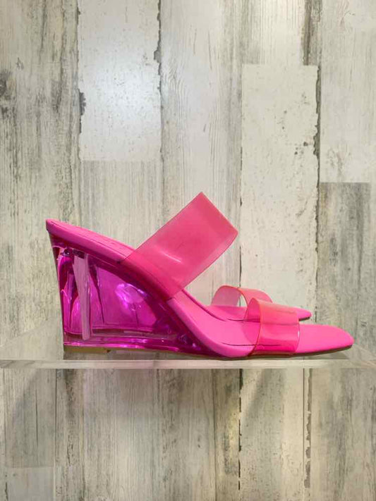 NWT INC SHOES Shoe Size 9 Fuschia Shoes