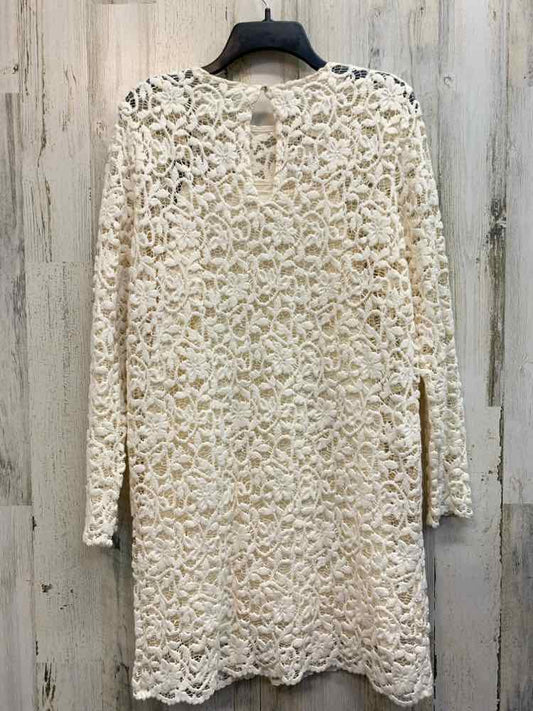 NWT FUTURE COLLECTIVE Dresses and Skirts Size S Cream Lace SHEATH Dress/CREAM LO