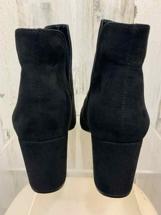 NWT SHOES Shoe Size 11 Black SUEDE Shoes SLIM HEEL BEADED BOTTOM