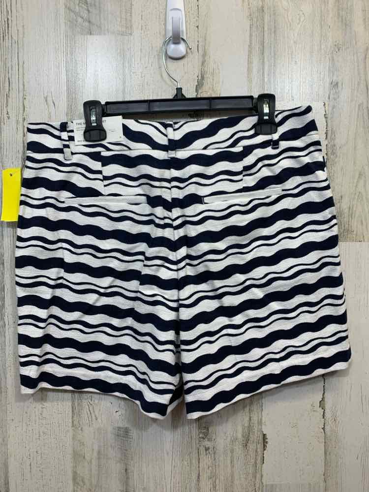 NWT Size 12 ANN TAYLOR BOTTOMS WHITE/NAVY RIPPLE SHORTS Shorts/WHITE/NAVY