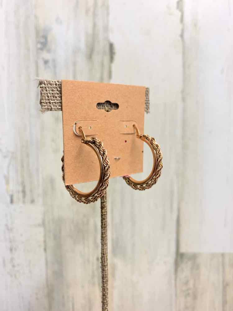 Earrings/BRAIDED GOLD HOOP EARRINGS.