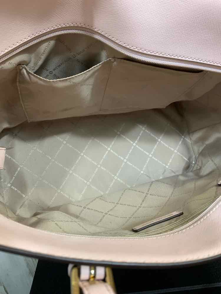 PRE-OWNED MICHAEL KORS BLUSH/WHITE/ROSE GOLD Handbag/BLUSH PINK/WHITE/ROSE GOLD