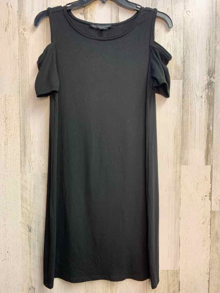 PRE-OWNED WHITE HOUSE Dresses and Skirts Size S Black COLD SHOULDERS Dress