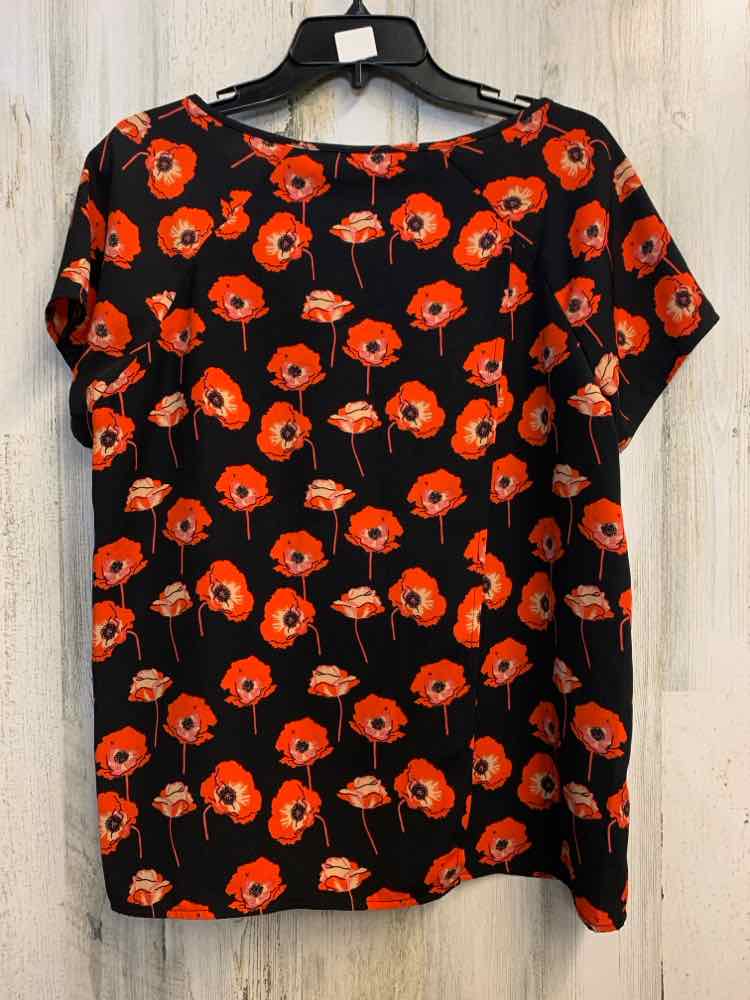 CABI Tops Size M BLK/RED POPPIES SHORT SLEEVES TOP