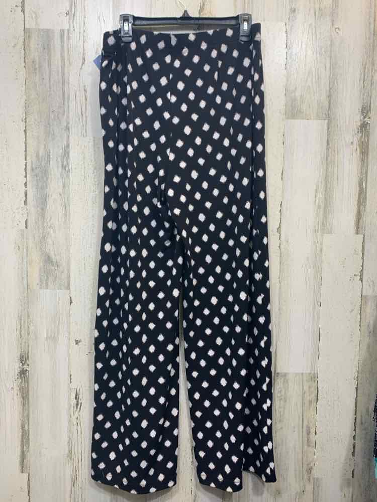PRE-OWNED Size 2 CHICOS BOTTOMS BLACK/WHITE DOTS STRAIGHT Pants/BLACK/WHITE STRE