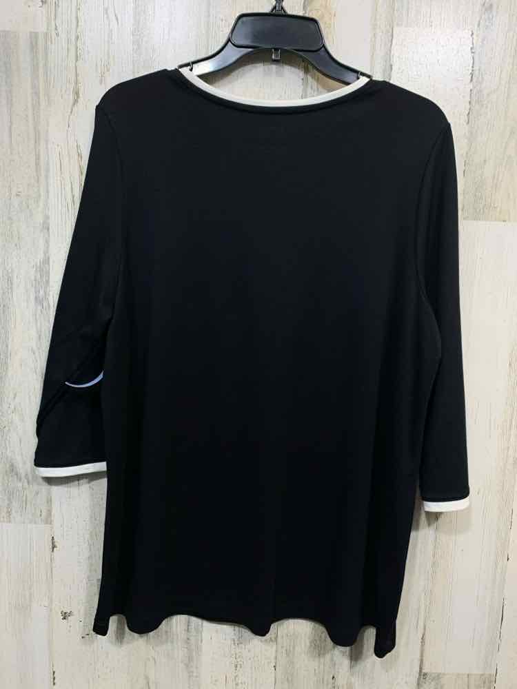 PRE-OWNED ADRIENNE VITTADINI Size 1X Tops Black WHITE Solid 3/4 SLEEVE Blouse