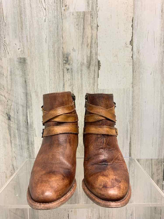 PRE-OWNED TAN Size 6.5 Shoes/BED-STU LEATHER ANKLE BOOTIES. THICK HEEL. ZIPS INS
