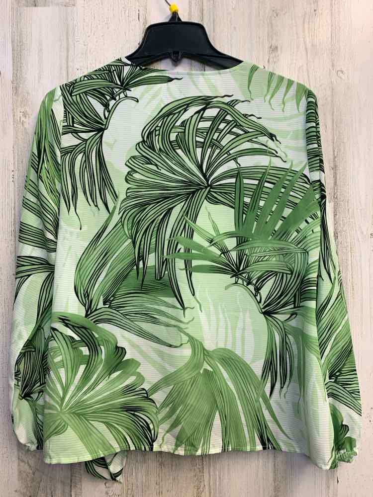 NWT ALFANI Tops Size PM Green LEAFS LONG SLEEVES TOP