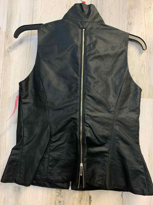 PRE-OWNED ELM DESIGN Tops Size P Black SLEEVELESS Vest