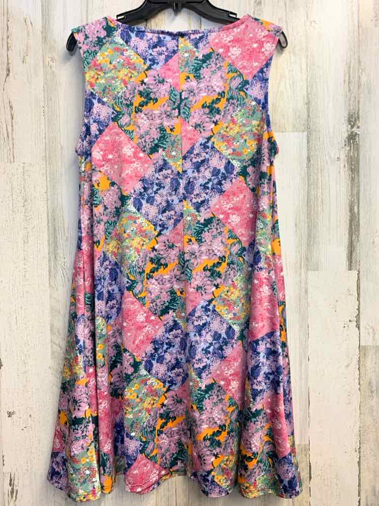 PRE-OWNED NINA LEONARD Dresses and Skirts Size L Multi-Color Floral Dress