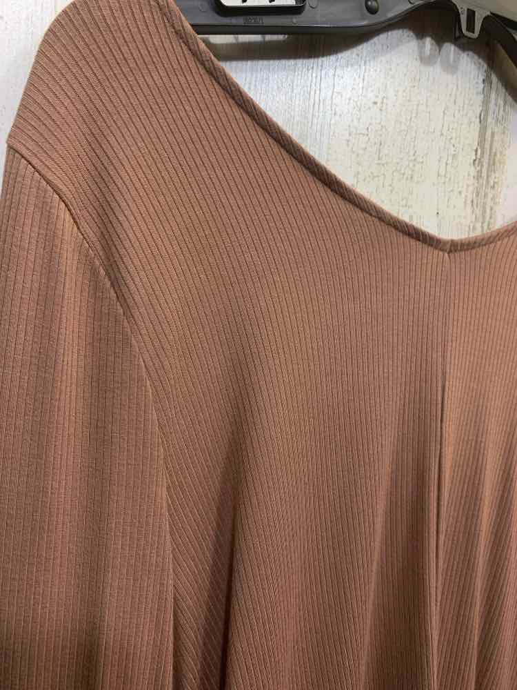 NWT ON 34TH Tops Size L Brown RIBBED LONG SLEEVE Blouse