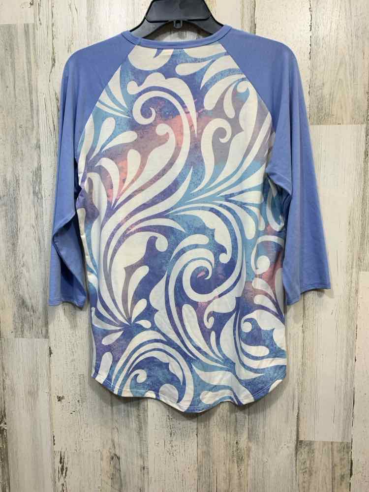 PRE-OWNED LULA ROE Tops Size M LIGHT BLUE/WHITE/BABY PINK SWIRLS Shirt/3/4 SLEEV