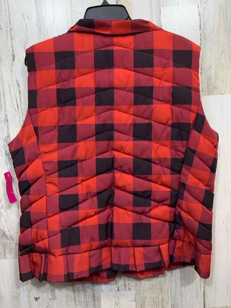 PRE-OWNED CHARLIE PAIGE Size XL Tops Red Plaid Vest RED AND BLACK PLAID VEST W/