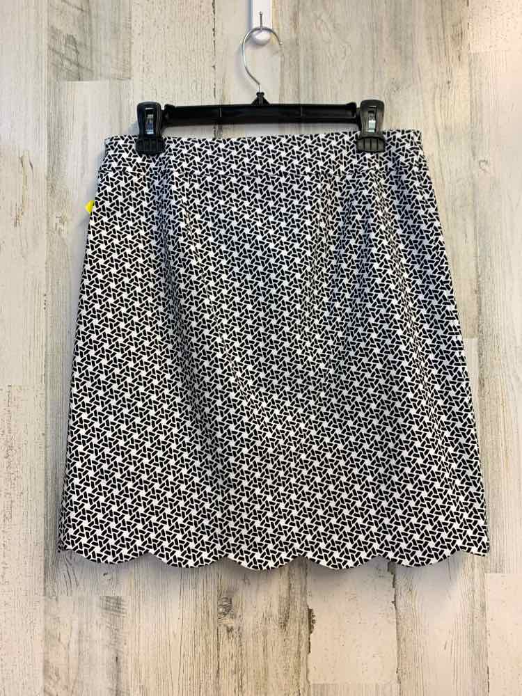 TALBOTS Dresses and Skirts Size 2 BLK/WHT Geometric MINI Skirt