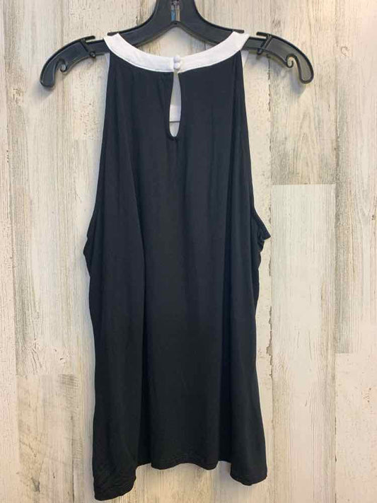 NWT INC Tops Size PL BLK/WHT SLEEVELESS TOP