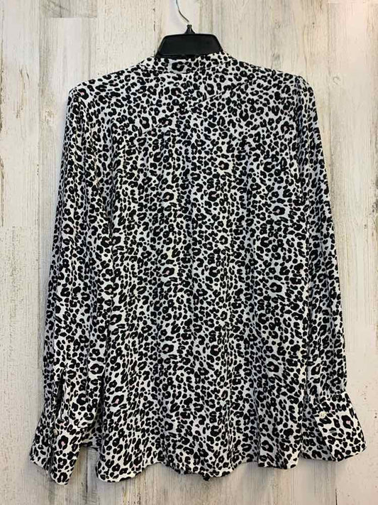 PRE-OWNED LOFT Tops Size L WHITE/BLACK/PINK CHEETAH PRINT LONG SLEEVES TOP/LONG