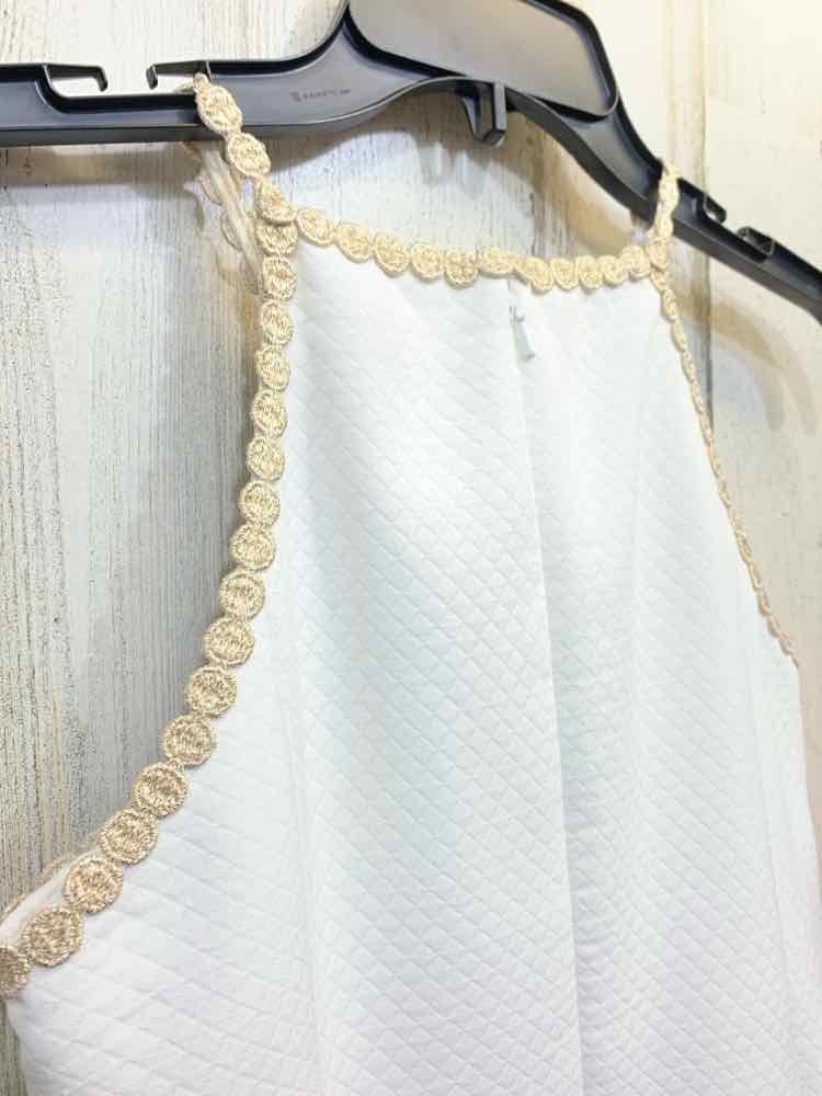 PRE-OWNED LILLY PULITZER Dresses and Skirts Size 8 WHITE/GOLD HIGH NECK Dress/GO