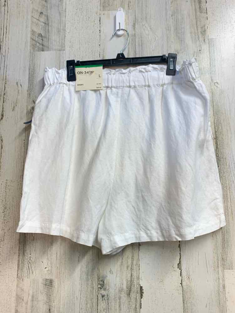 NWT Size L ON 34TH BOTTOMS White Shorts/ELASTIC WAIST