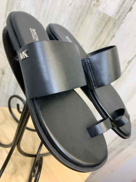 NWOT MICHAEL KORS SHOES Shoe Size 6 BLK 6 Shoes