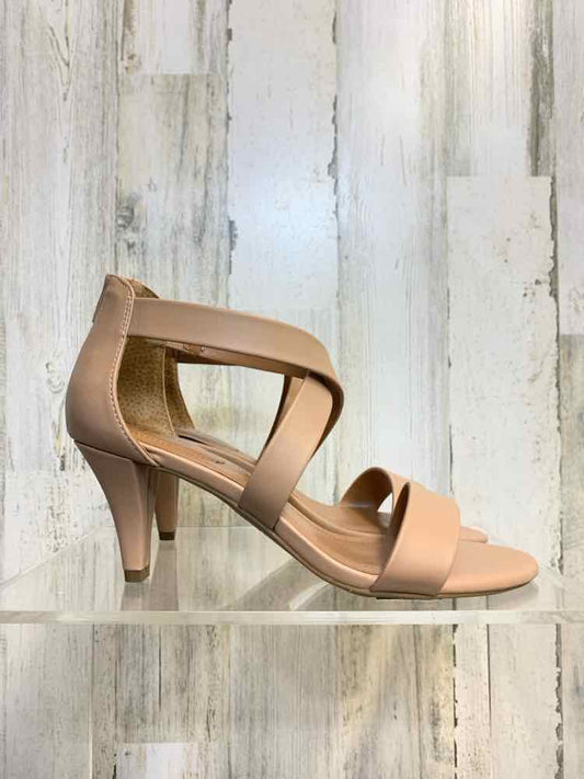 NWT STYLE&CO SHOES Shoe Size 8.5 Tan HEEL Shoes