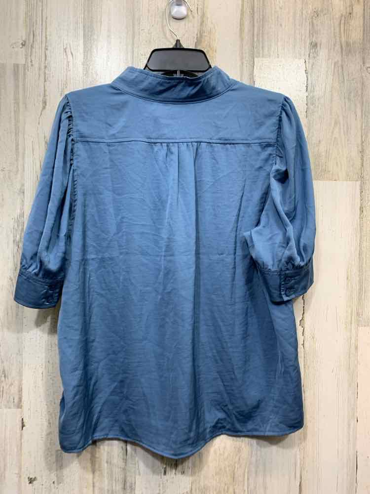 NWT CALVIN KLIEN Tops Size PXL Solid BUTTON DOWN Blouse