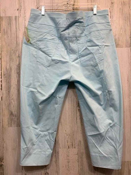 PRE-OWNED Size 18W RUBY RD BOTTOMS LIGHT BLU Solid CAPRI Pants