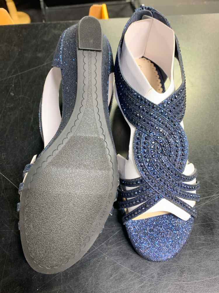 NWT CHARTER CLUB SHOES Shoe Size 8.5 Navy Shoes