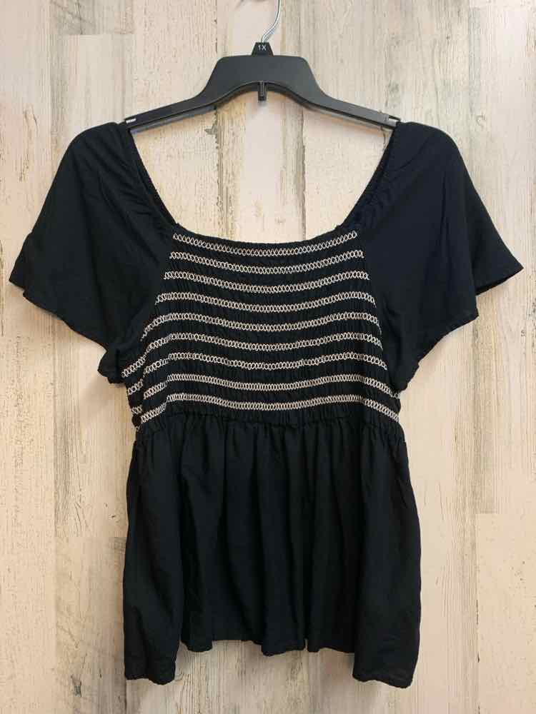 PRE-OWNED ROZ&ALI Tops Size XL BLK/WHT Stripe SHORT SLEEVES TOP