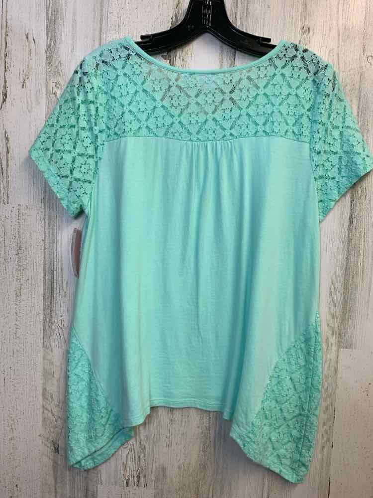 PRE-OWNED KIM ROGERS Tops Size PM AQUA SHORT SLEEVES TOP