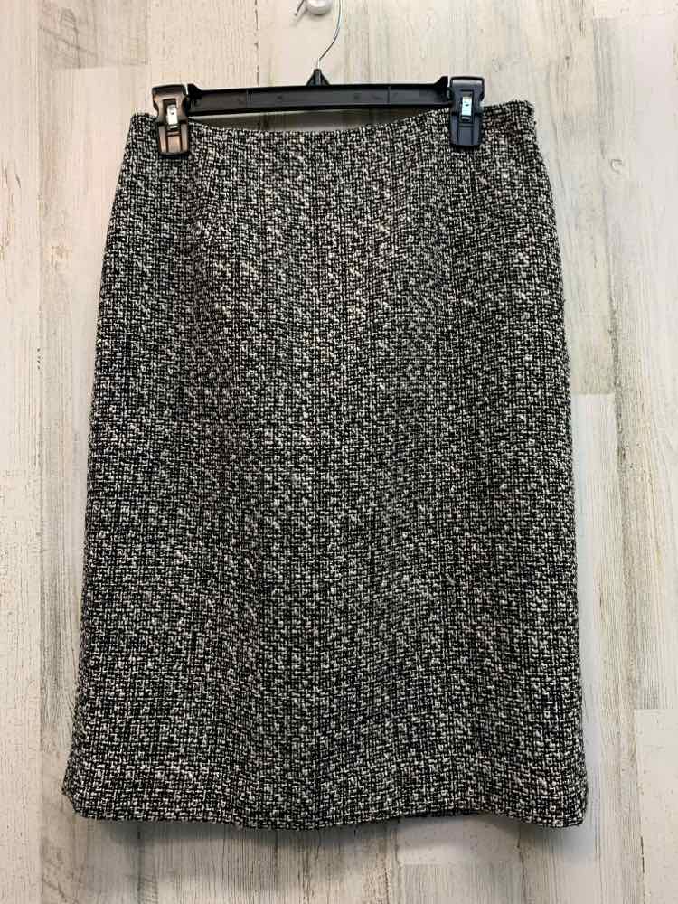 CHICOS Dresses and Skirts Size 0 BLK/WHT MATCHSTICK PENCIL Skirt