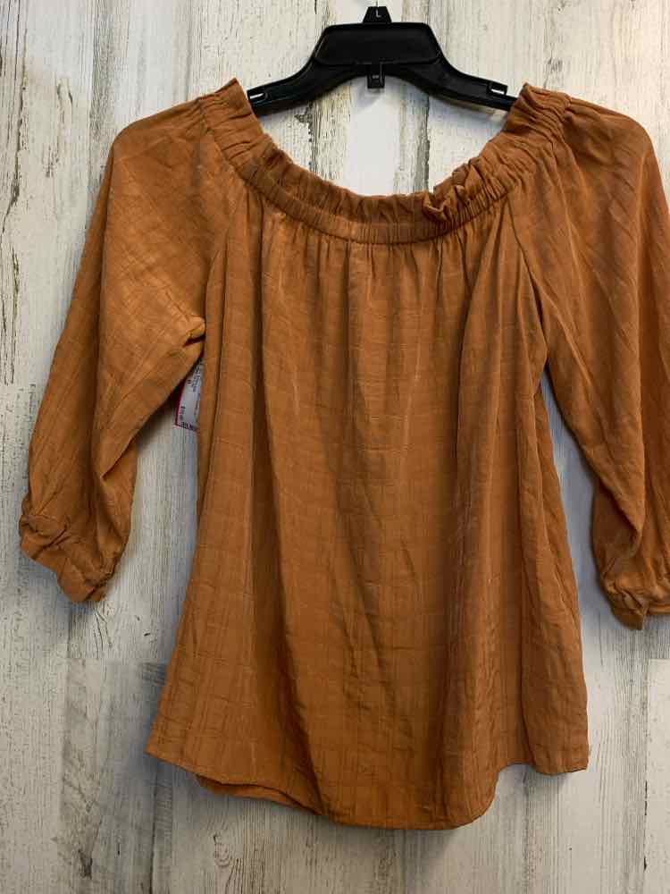 PRE-OWNED ANN TAYLOR Tops Size M Pumpkin 3/4 SLEEVE TOP/OFF SHOULDER